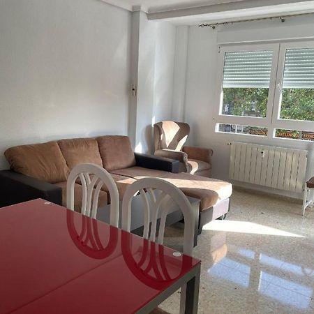 Piso Molino Feria Apartment อัลบาเซเต ภายนอก รูปภาพ